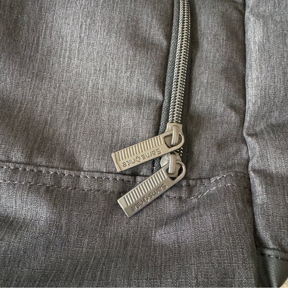 Like New! Samsonite Messenger Travel Laptop Bag - Picture 8 of 9